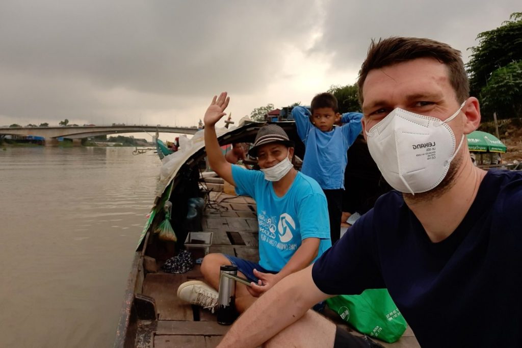 EverWave reinigt Fluesse von Plastik Müll / Foto: Everwave