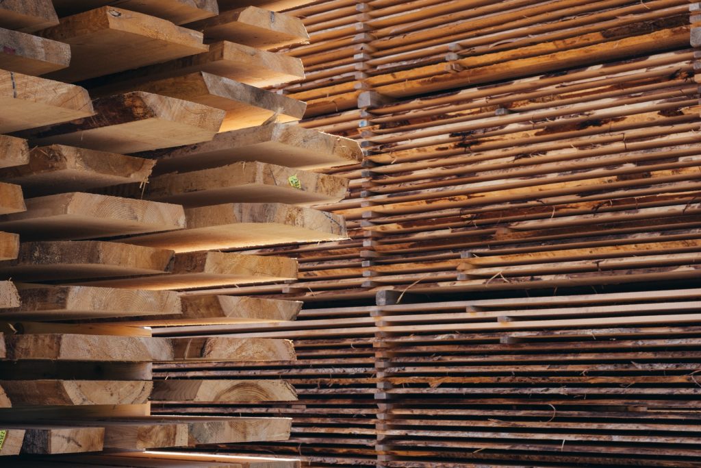 holz-bretter-wood-greentech-patrick-robert-doyle-yVRn-d6JGzo-unsplash