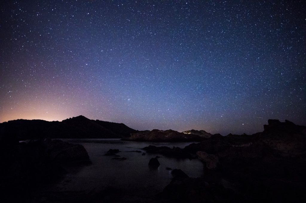 Starry Sky Satellite / Foto: Envato