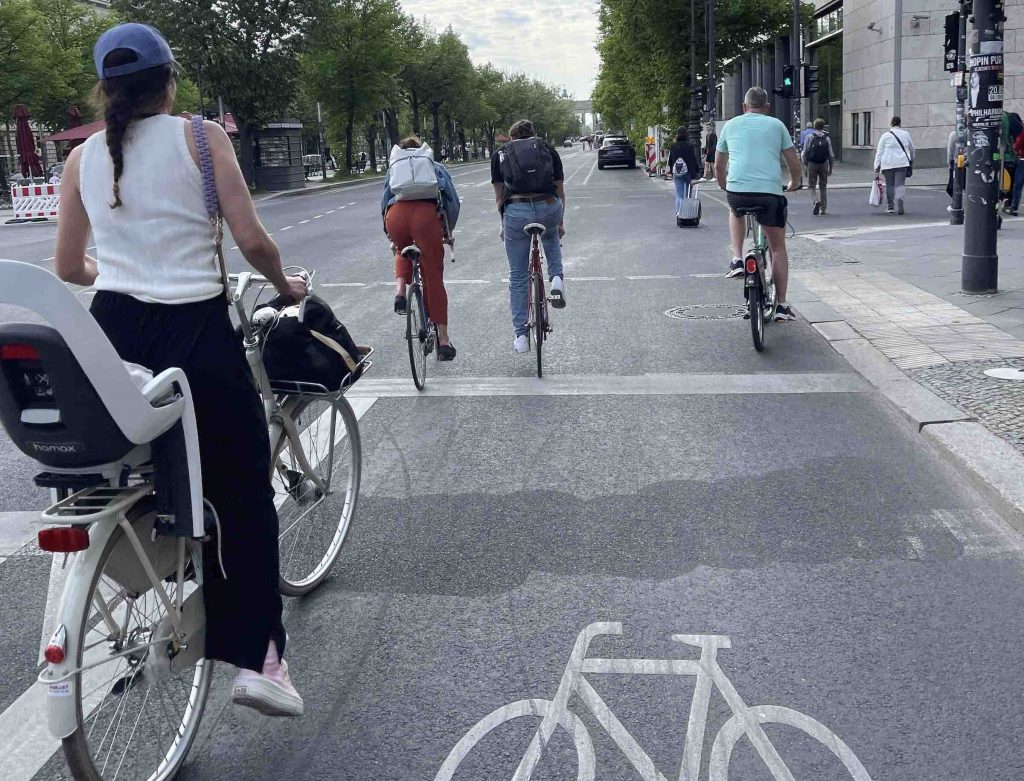 Deutschland Fahrrad unfreundlich Radweg Berlin Greentech Live Studie ADFC MG_8375