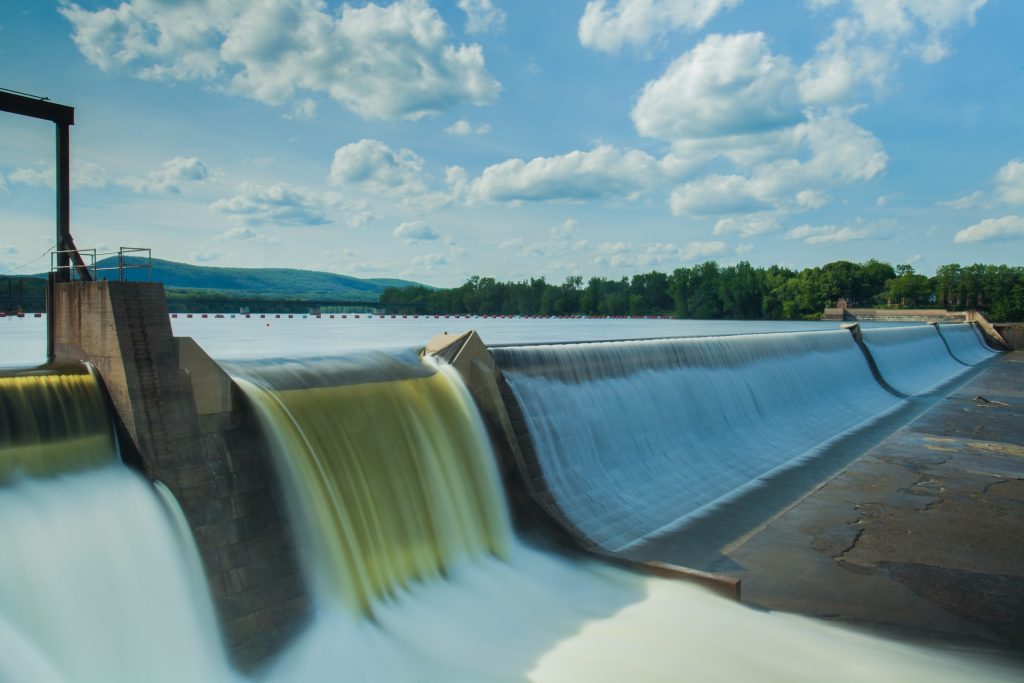 Greentech Wasserkraft USA Holyoke Public Power Association Unsplash