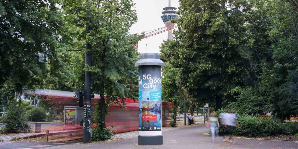 Greentech Vodafone Litfasssäulen werden 5G-Stationen Greentech Live