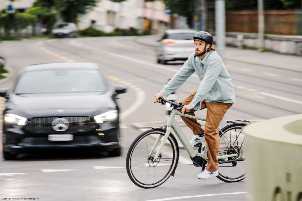 Greentech Bike Licht Sicherheit. Foto Flyer-bikes / pd-f