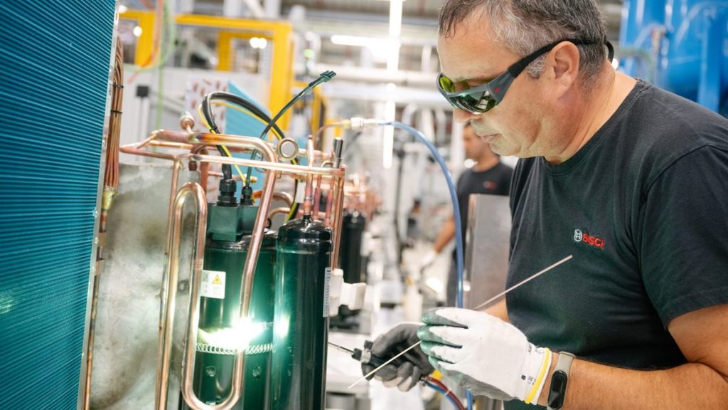 Greentech Bosch investiert 100 Mio Euro in Wärmepumpen Foto Bosch s
