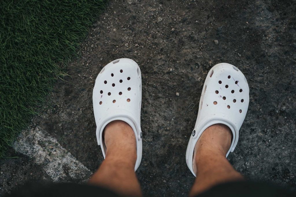 Greentech Circular Recycling Schuhe Crocs Foto: Nathan Dumlao via Unsplash