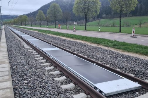 Greentech Schweiz Sun-Ways Bahngleise_Solar Anlage PV
