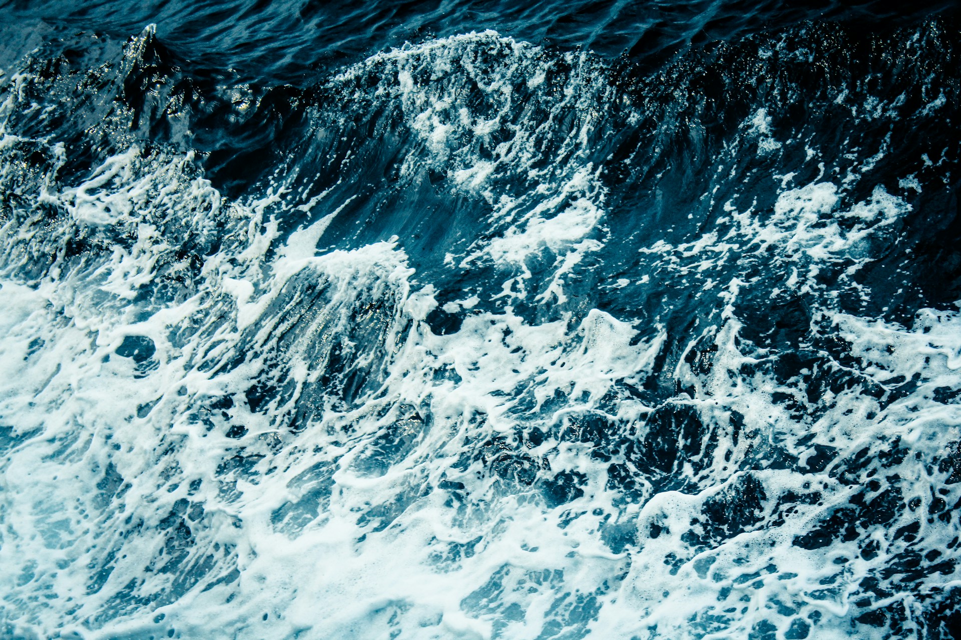 Greentech News Meer Wasser Foto Iqbal Muakhid Unsplash