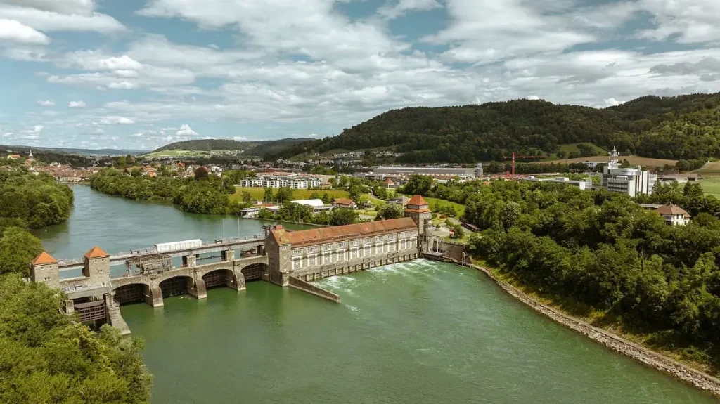 Wasserkraftwerk Laufenburg Foto NaturEnergie Holding