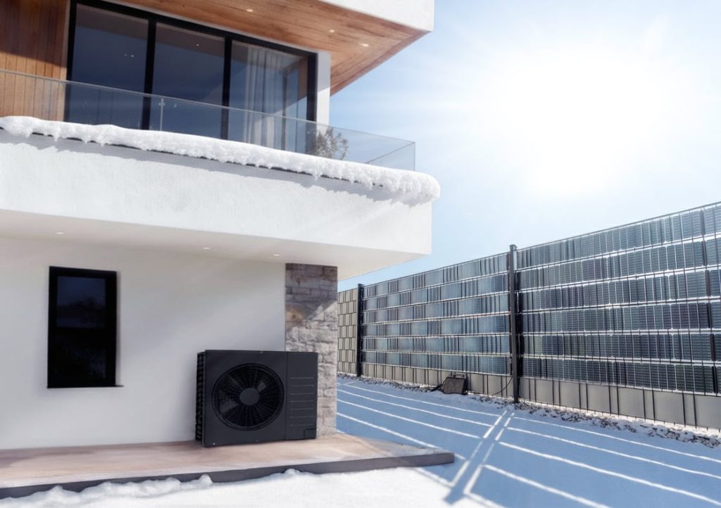 Greentech LIVE Sunbooster PV Solar Zaun PV